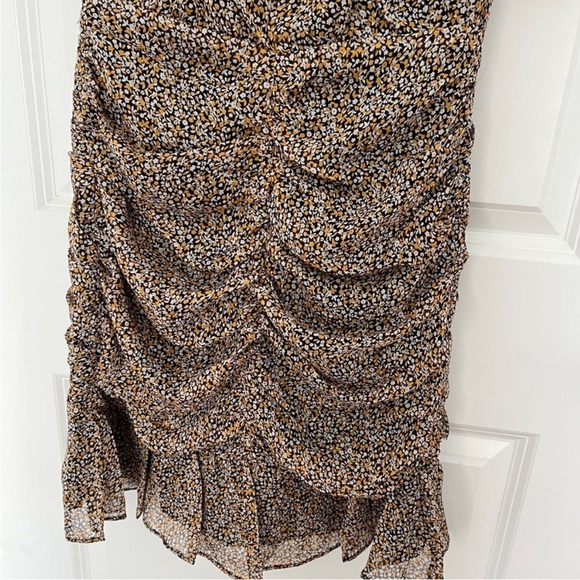 NEW ASTR the label shirred bottom black floral minidress - Picture 4 of 9